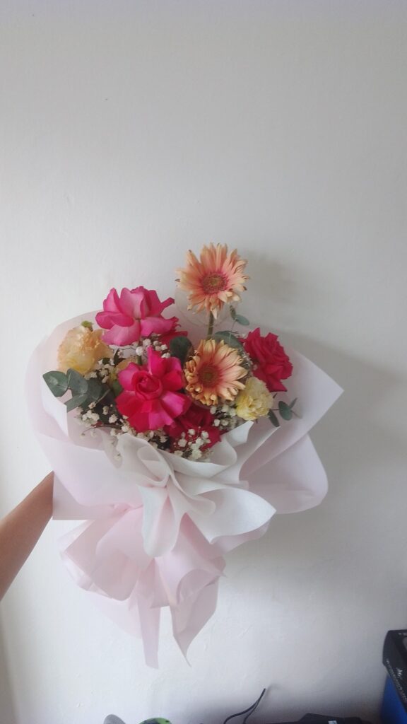 White Daisy Hope - 001